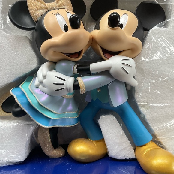 DISNEY 50TH CELEBRATION   BIG FIG  STATUE MICKEY AND MINNIE  2021 NEW IN BOX - Picture 2 of 7